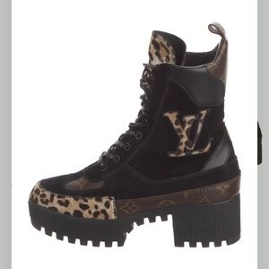 LOUIS VUITTON BOOTS, WITH REAL LEOPARD HAIR.